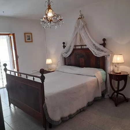 Il Casale Degli Artisti 3* Ravigliano